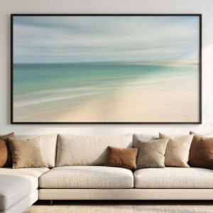 Quadro decorativo praia minimalista com tons suaves e efeito etéreo